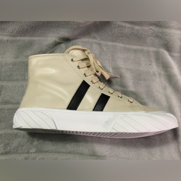 Lisa Vicky Getaway V Cream/Blk High Top Sneakers Size 9.5M - Picture 8 of 10